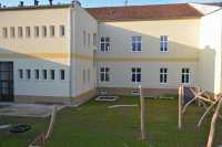 Čelechovice - dvorní trakt školy