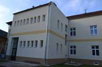 Čelechovice - dvorní trakt školy