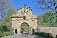 Praha - Vyšehrad - Průhled Leopoldovou branou