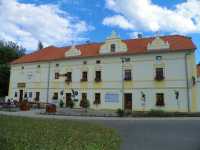 Úholičky - Kulturně-společenské centrum